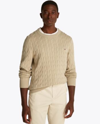 Classic Cable Crew Neck