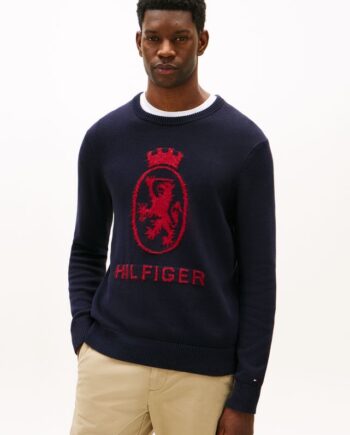 Gifting Crest Crew Neck