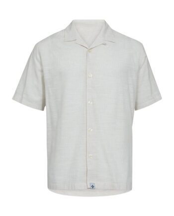 Resort Shirt     Modern Fit