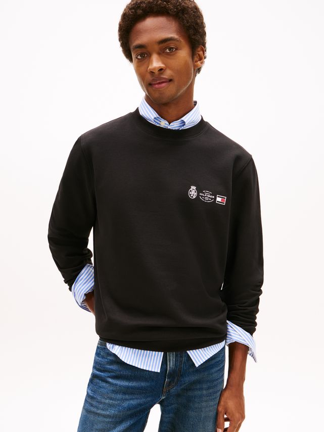 Small Crest Outline Crew Neck