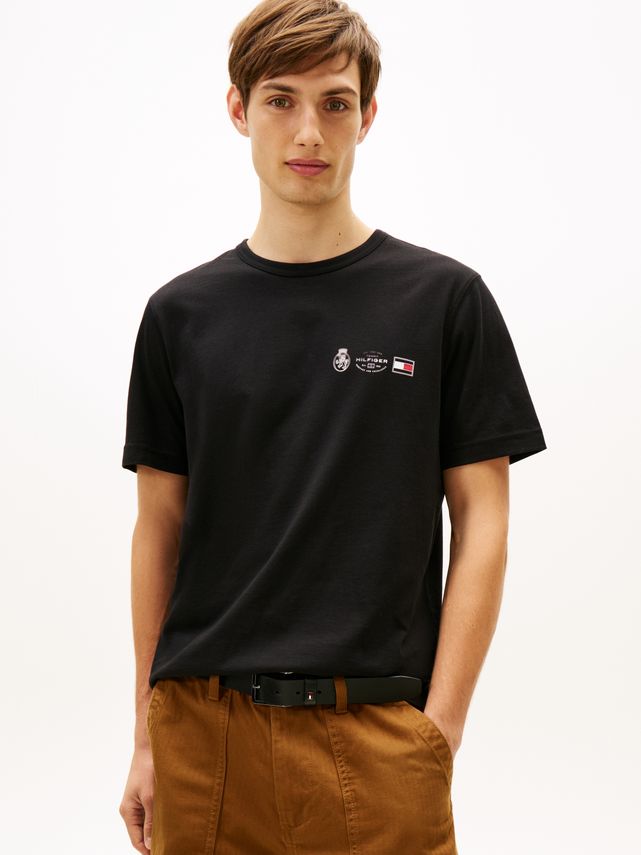 Small Crest Outline Tee