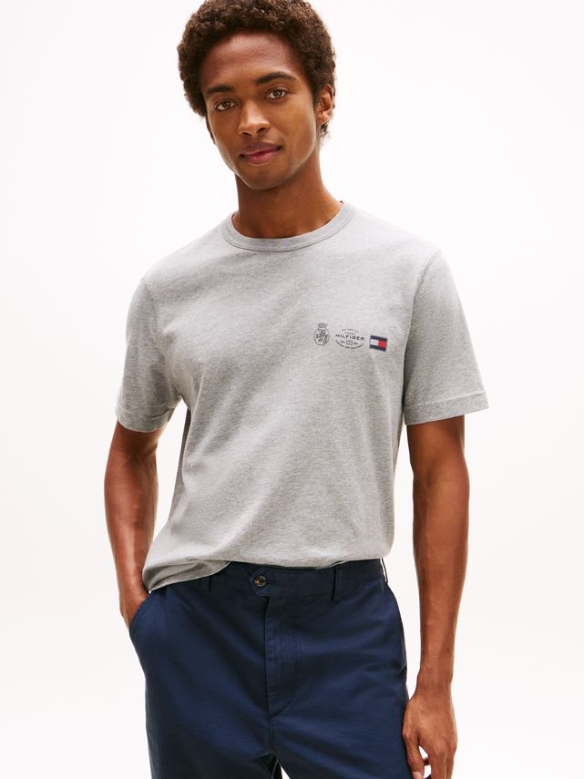 Small Crest Outline Tee