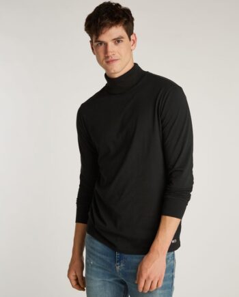Tjm Slim Turtleneck Tee