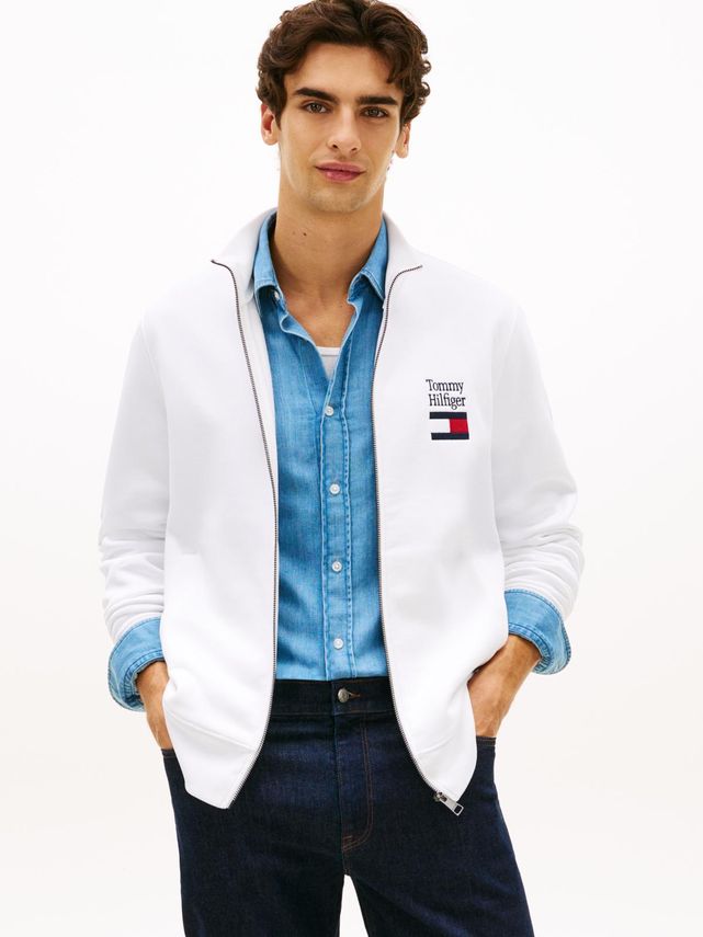 Tommy Embro Flag Stand Collar